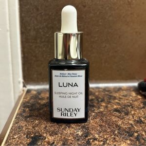 COPY - Sunday Riley Luna oil